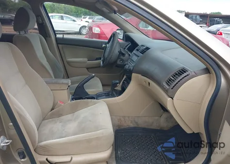 2006 Honda Accord 2.4 Lx z USA, uszkodzony, nr VIN 1HGCM56446A016067